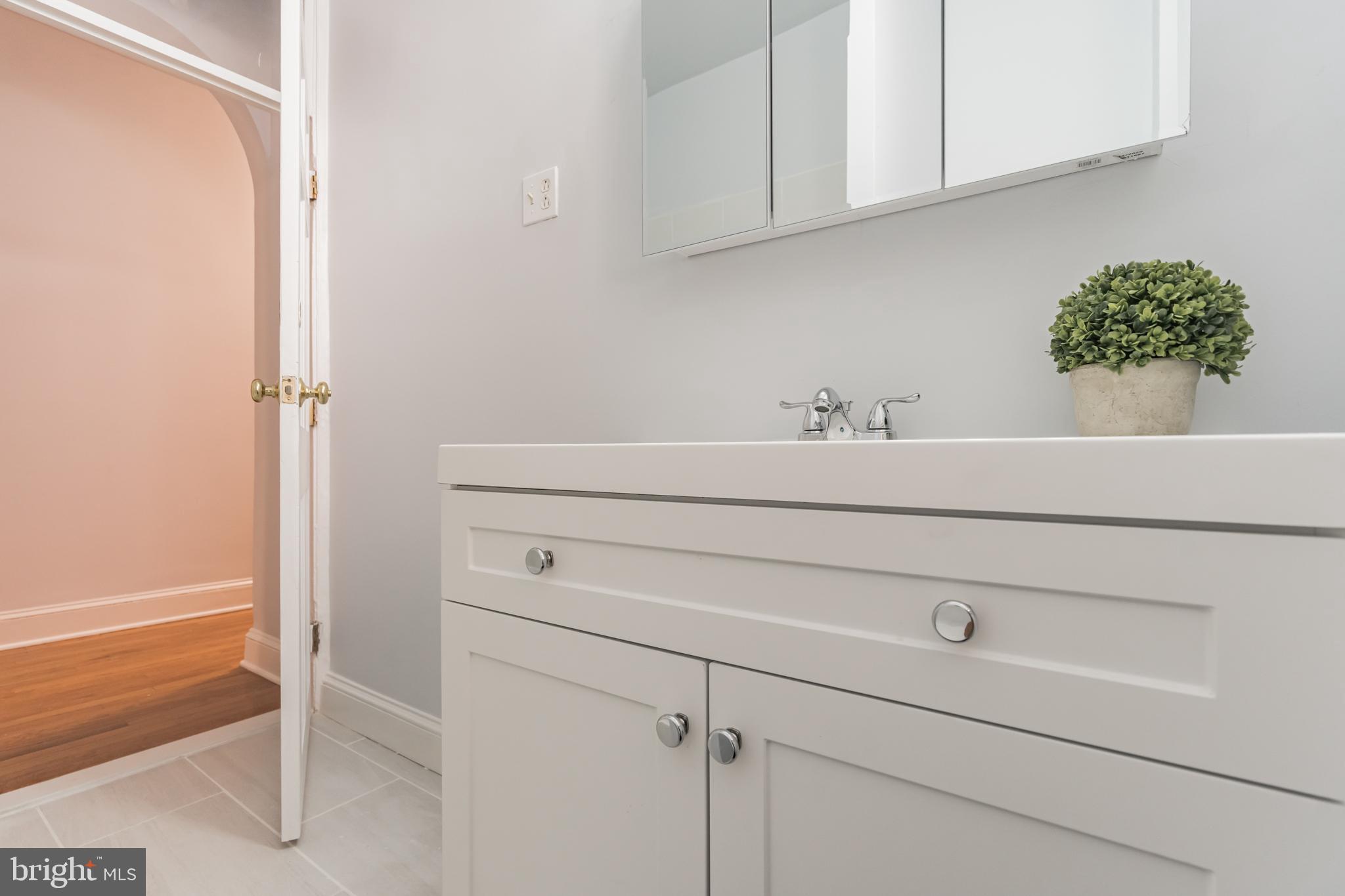 1523 Park Road Northwest, Unit 201 Washington, DC 20010 - Photo 3 of 30