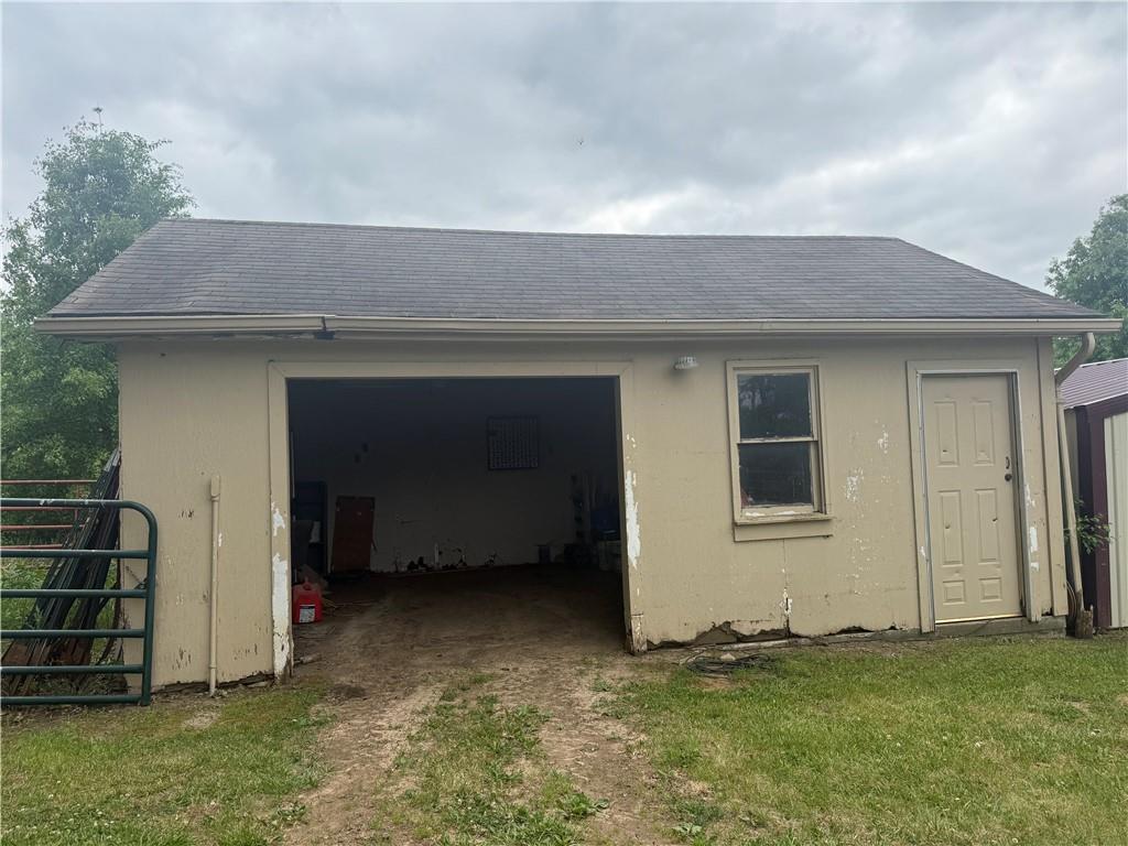 2526 Tri-County Line Road Lathrop, MO 64465 - Photo 30 of 47
