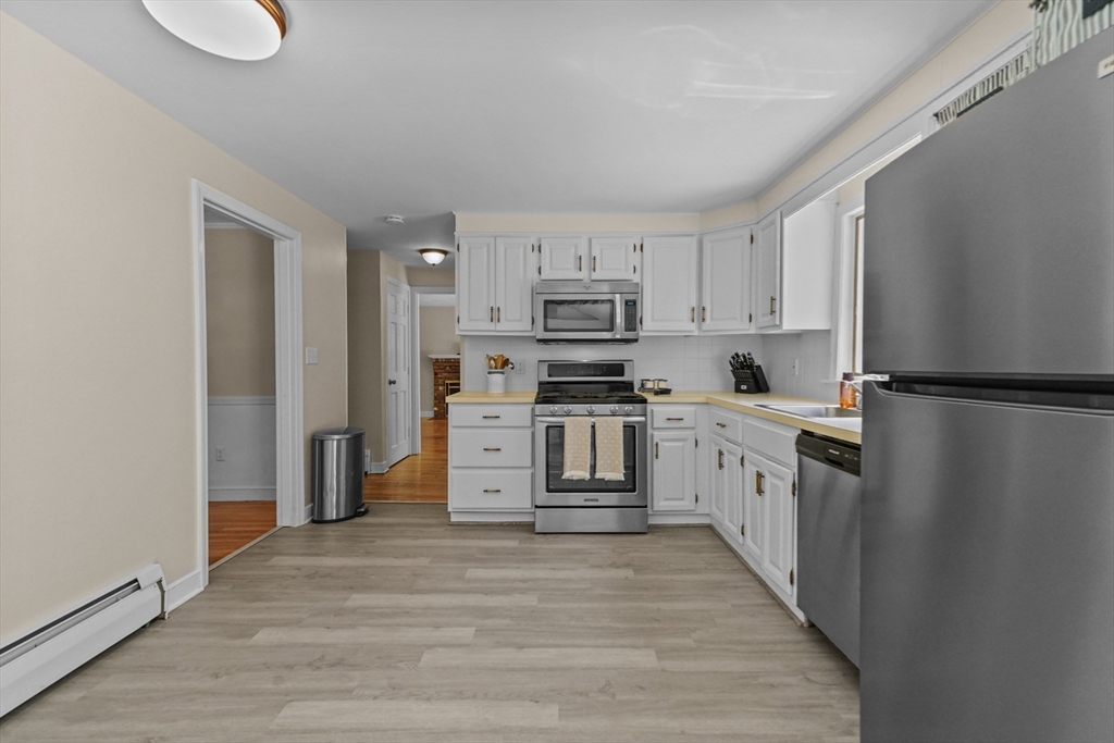 19 Stag Drive Billerica, MA 01821 - Photo 11 of 36