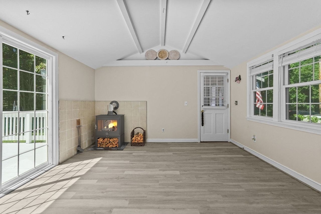 19 Stag Drive Billerica, MA 01821 - Photo 13 of 36