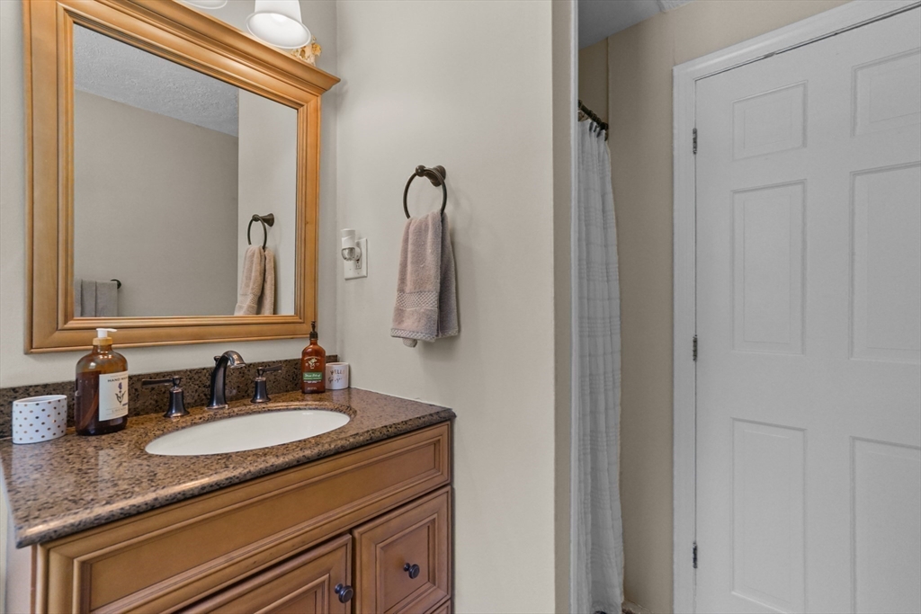 19 Stag Drive Billerica, MA 01821 - Photo 23 of 36