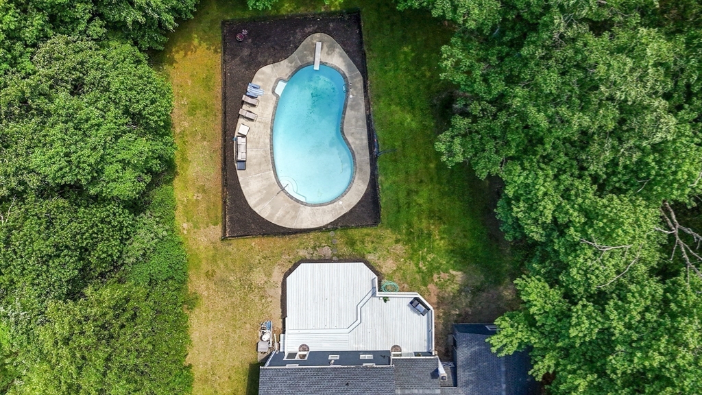 19 Stag Drive Billerica, MA 01821 - Photo 33 of 36