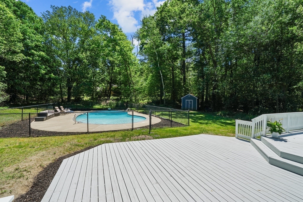 19 Stag Drive Billerica, MA 01821 - Photo 6 of 36