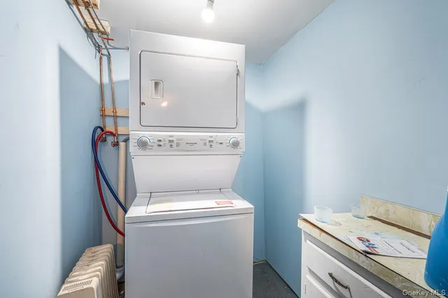 $899,000 | 57-39 57th Road | Maspeth