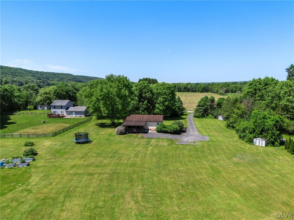 516 Weir Mountain Road Gilbert, PA 18331 - Photo 10 of 40