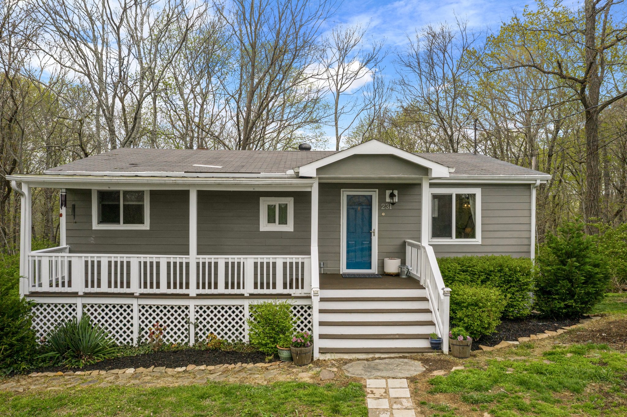 231 East End Road Goodlettsville, TN 37072 - Photo 2 of 23