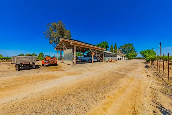 $1,649,000 | 7826 Road 28, Madera, CA 93637