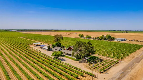$1,649,000 | 7826 Road 28, Madera, CA 93637