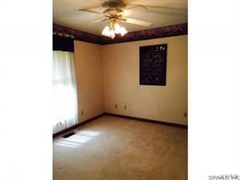 22720 McClusky Road Jerseyville, IL 62052 - Photo 12 of 21 Gallery Image 12