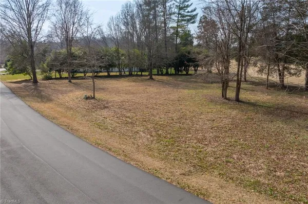 $49,000 | 615 Burning Tree Circle, High Point, NC 27265