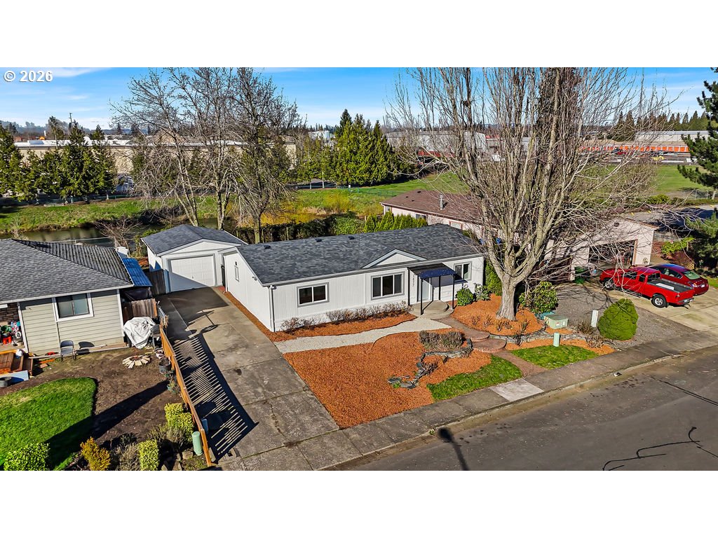 1477 June Way Woodburn, OR 97071 - Photo 32 of 34 a picture of a city view