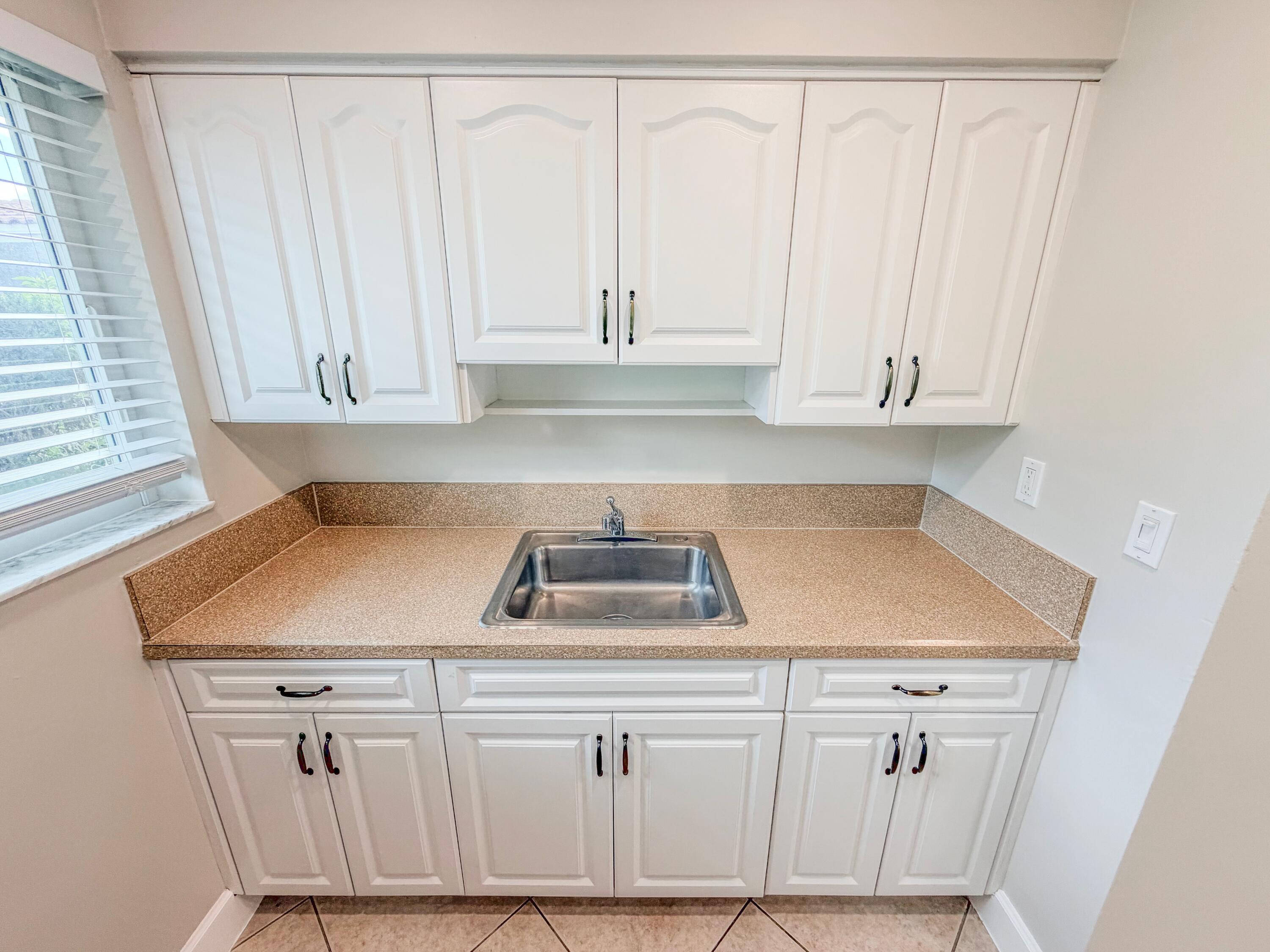 541 Northeast 44th Street, Unit C Boca Raton, FL 33431 - Photo 6 of 16 IMG_2100