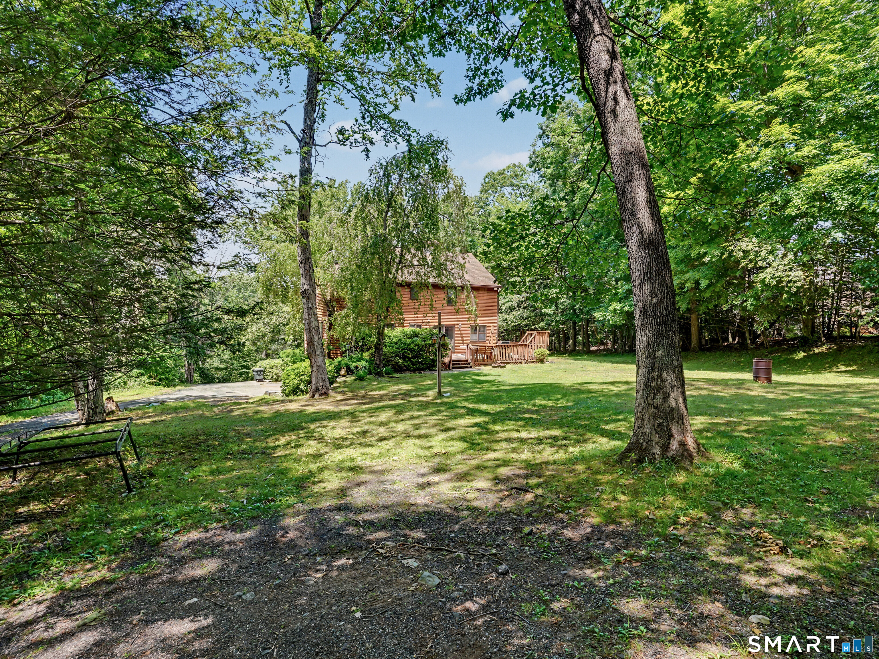 9 Old Country Road Oxford, CT 06478 - Photo 5 of 39 Back