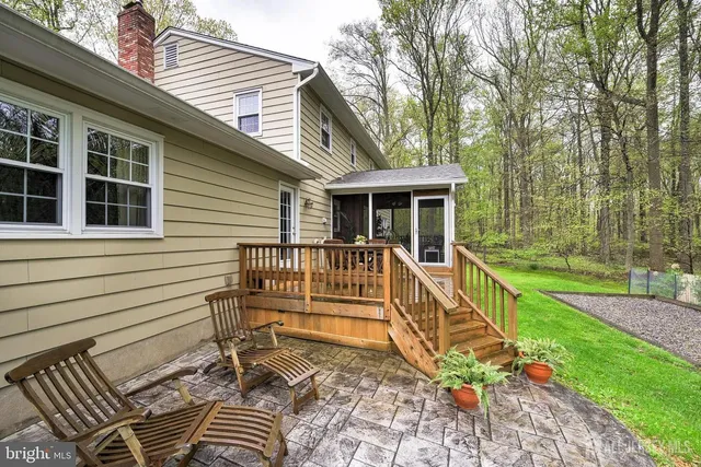 a view of a house with a patio