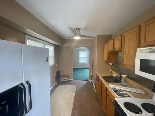 12245 Inkster Road Livonia, MI 48150 - Photo 5 of 13