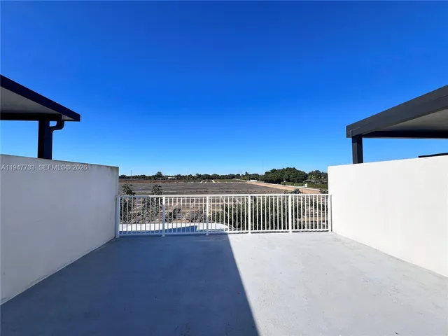 $2,595 | 25649 Southwest 144th Avenue, Homestead, FL 33032