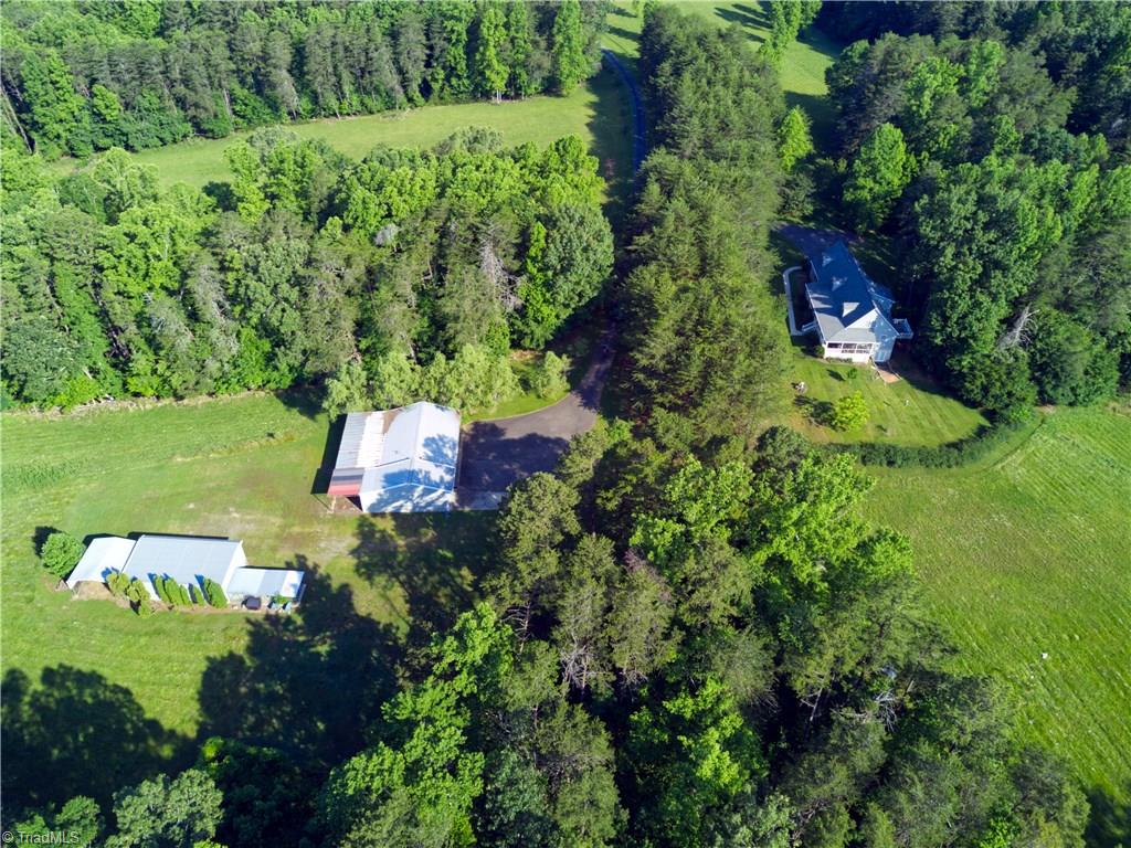 1189 Lane Farm Road Pinnacle, NC 27043 - Photo 27 of 30