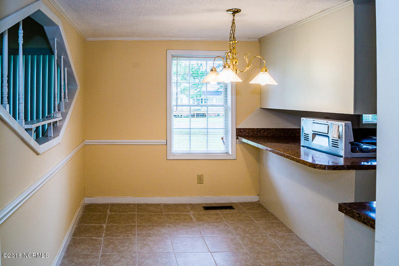 1636 Anderson Road Greenville, NC 27834 - Photo 8 of 33 DINING AREA