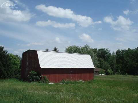 5548 East Bennington Road Durand, MI 48429 - Photo 22 of 42 20416127-21.JPG