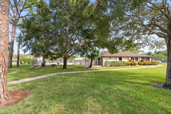 $2,550 | 6560 Chasewood Drive, Unit D, Jupiter, FL 33458