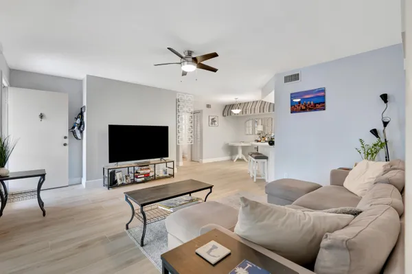 $2,550 | 6560 Chasewood Drive, Unit D, Jupiter, FL 33458