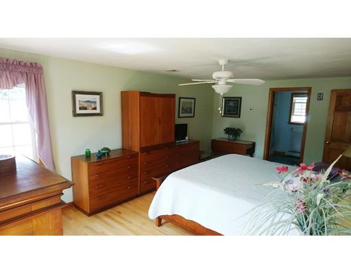 129 Rivulet Street Uxbridge, MA 01569 - Photo 18 of 30 Gallery Image 18