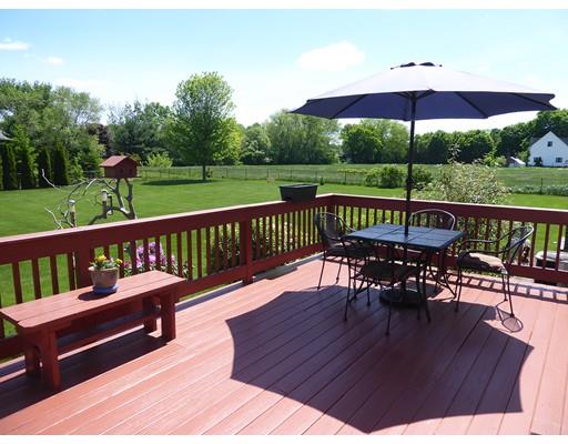 129 Rivulet Street Uxbridge, MA 01569 - Photo 3 of 30 Gallery Image 3