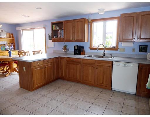 129 Rivulet Street Uxbridge, MA 01569 - Photo 5 of 30 Gallery Image 5
