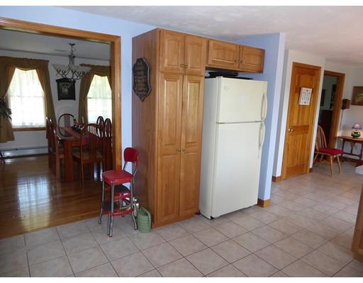 129 Rivulet Street Uxbridge, MA 01569 - Photo 6 of 30 Gallery Image 6