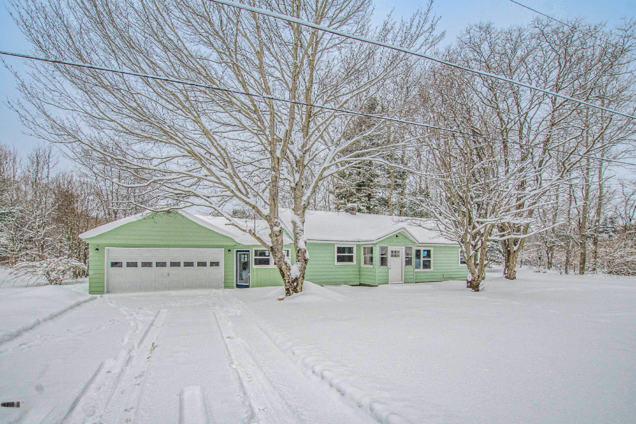 453 North Buys Road Muskegon, MI 49445 - Photo 2 of 22 DSC06545