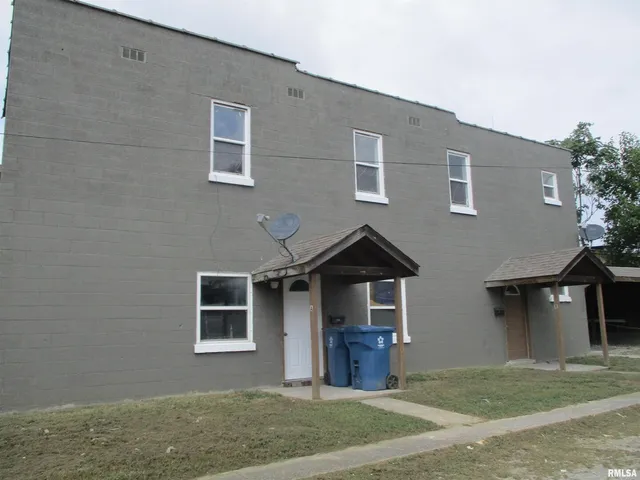 $149,000 | 101 East Webster Street, Benton, IL 62812