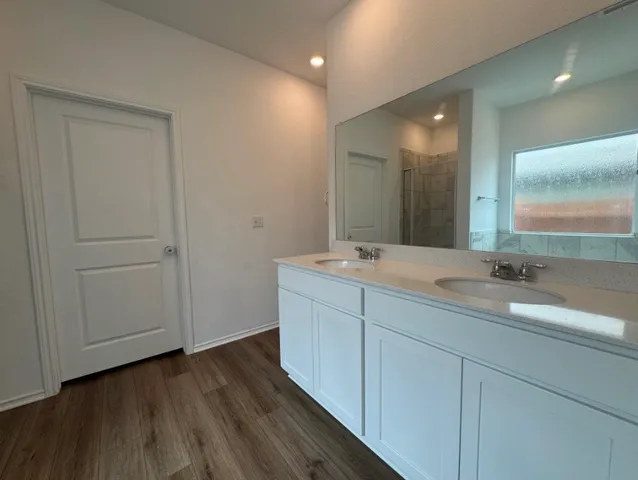 $435,000 | 208 Otter Road, Kyle, TX 78640