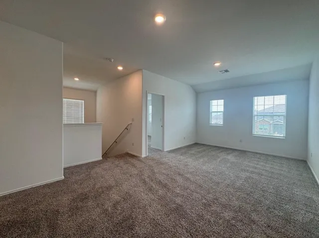 $435,000 | 208 Otter Road, Kyle, TX 78640