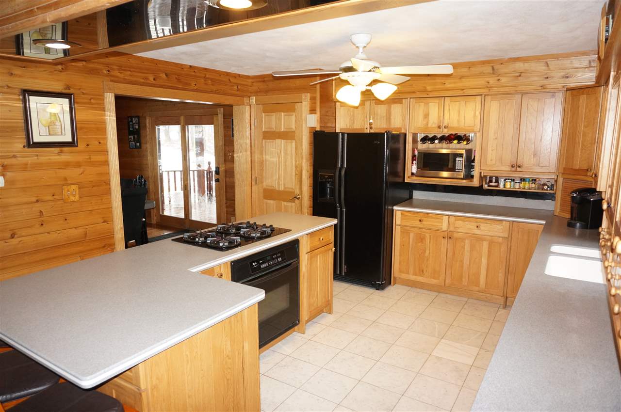 9094 North Hedge Road Byron, IL 61010 - Photo 9 of 25 Gallery Image 9