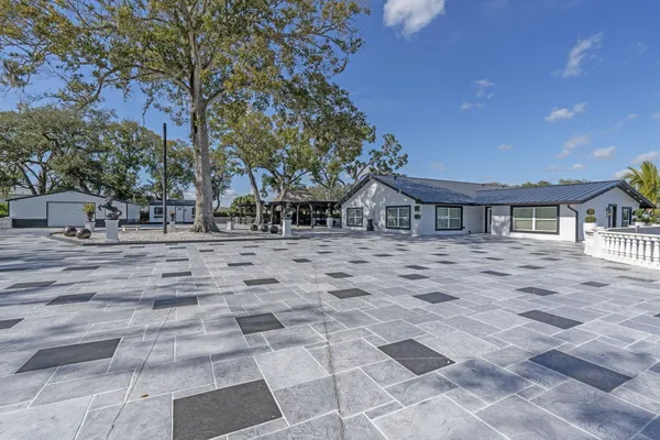 $3,500,000 | 16200 Orange Avenue, Fort Pierce, FL 34945