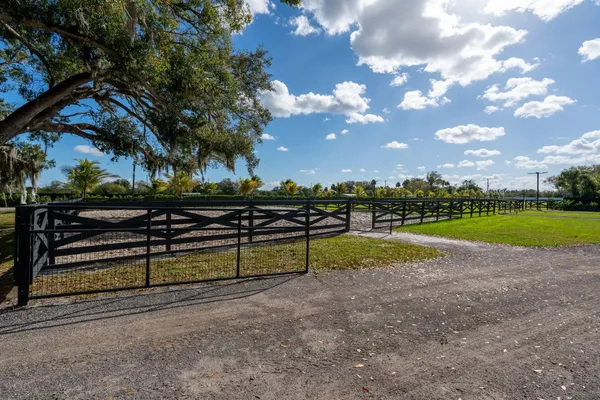 $3,500,000 | 16200 Orange Avenue, Fort Pierce, FL 34945