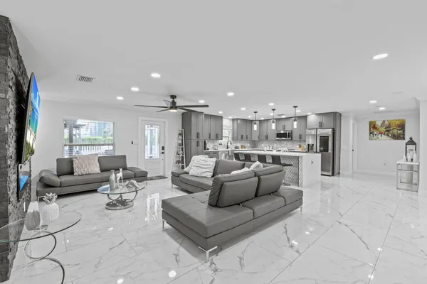 $3,500,000 | 16200 Orange Avenue, Fort Pierce, FL 34945