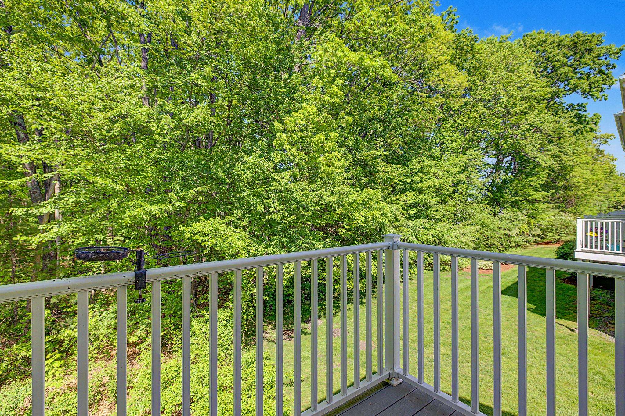 1029 South Mammoth Road, Unit 15 Manchester, NH 03109 - Photo 28 of 37