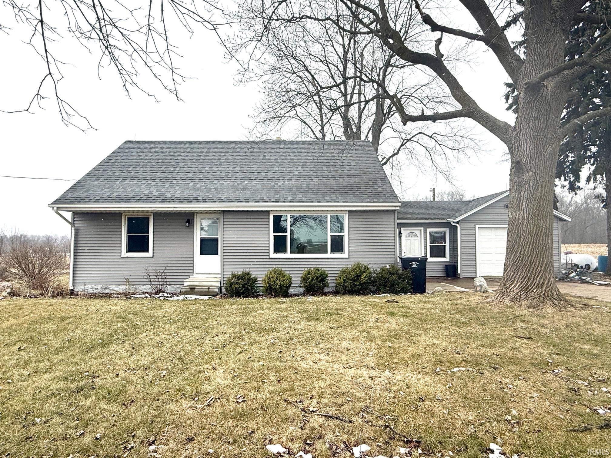 52369 Primrose Road South Bend, IN 46628 - Photo 2 of 24 Gallery Image 2