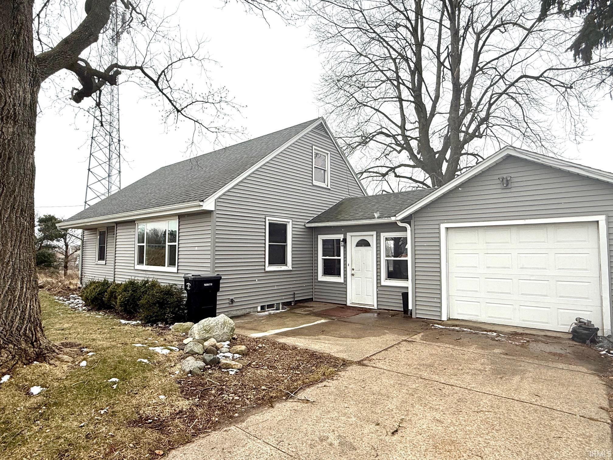 52369 Primrose Road South Bend, IN 46628 - Photo 3 of 24 Gallery Image 3