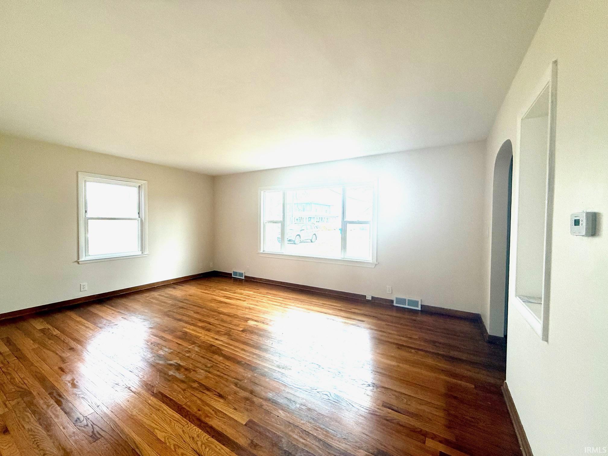52369 Primrose Road South Bend, IN 46628 - Photo 8 of 24 Gallery Image 8