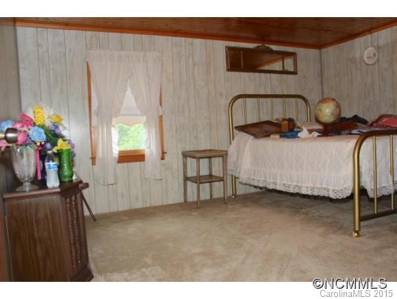 414 Nelons Road Mill Spring, NC 28756 - Photo 3 of 4