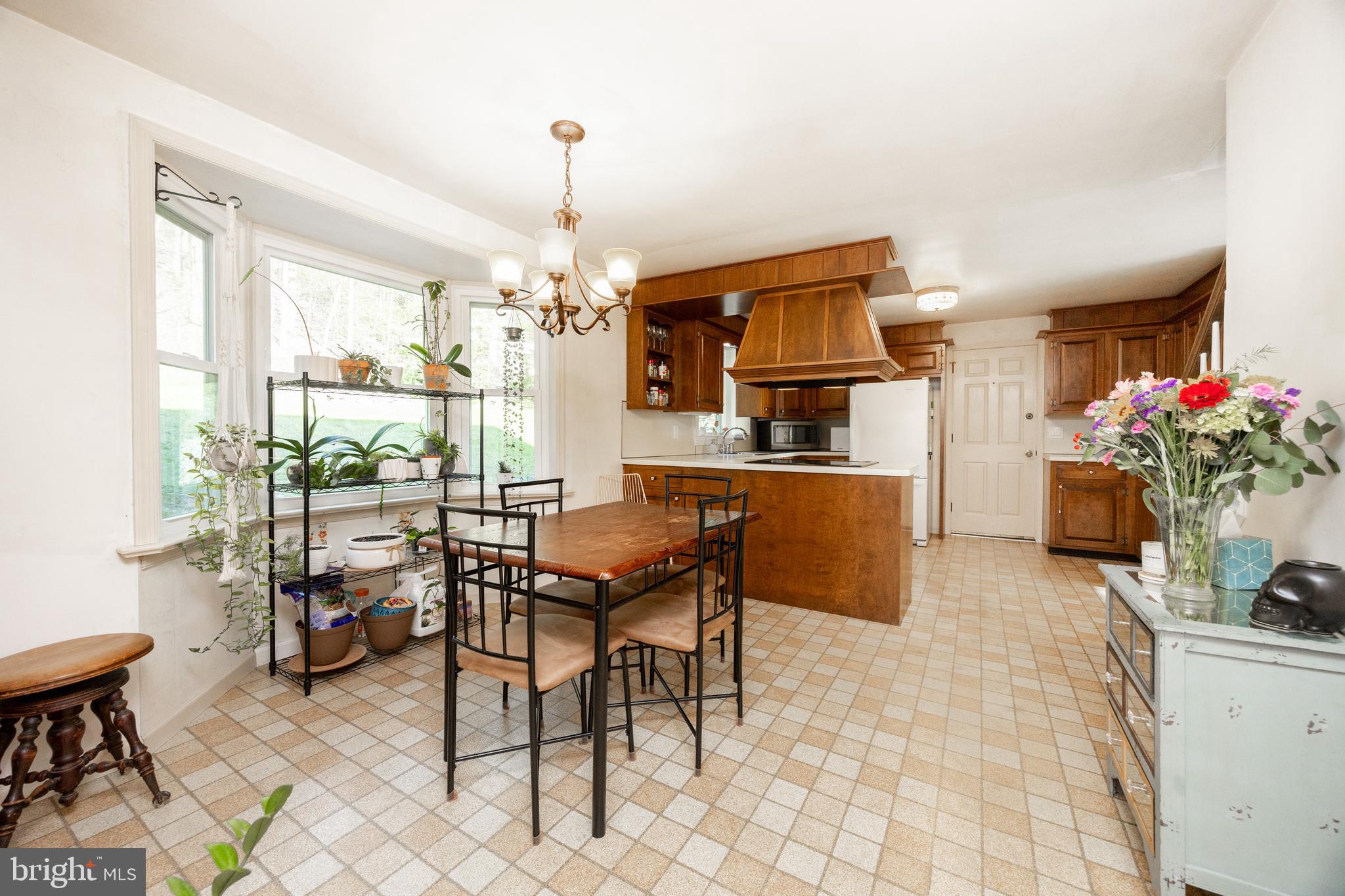 49 Park Road Boyertown, PA 19512 - Photo 11 of 61 Eat-in-Kitchen