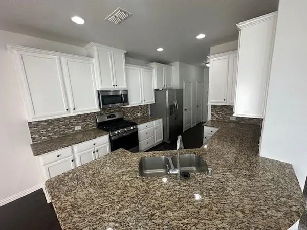 $2,795 | 901 Brookville Court, Plano, TX 75074