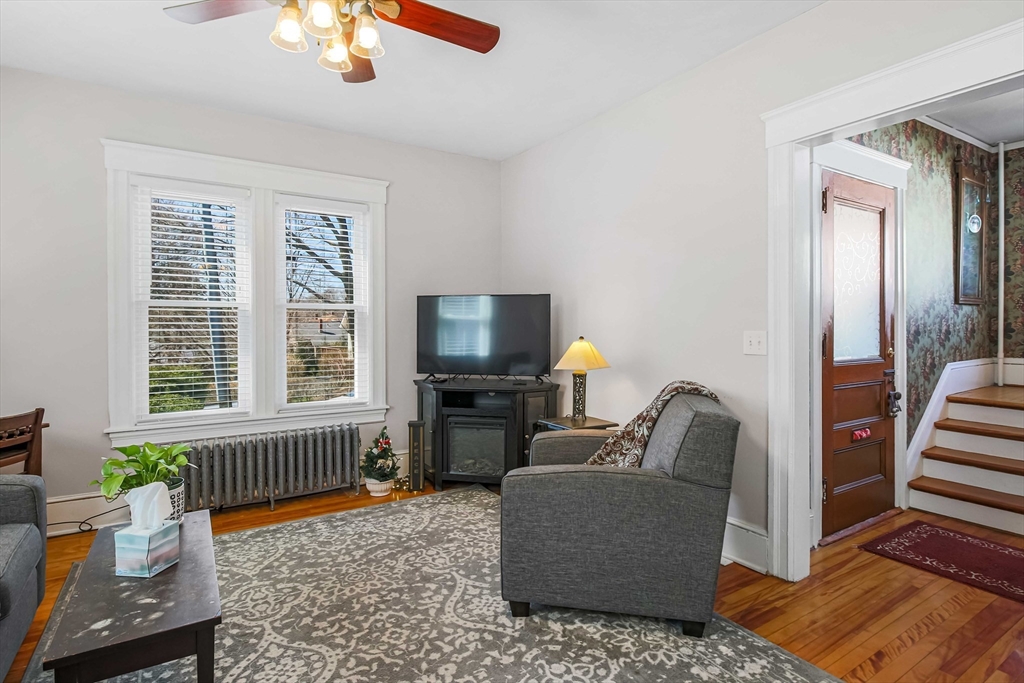 1 Ashmore Road Worcester, MA 01602 - Photo 18 of 42