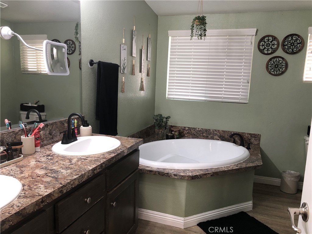 4901 Green River Road, Unit 292 Corona, CA 92878 - Photo 18 of 34