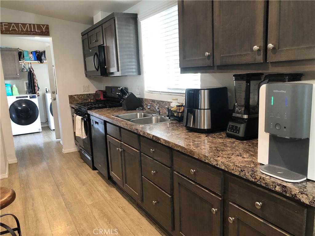 4901 Green River Road, Unit 292 Corona, CA 92878 - Photo 19 of 51