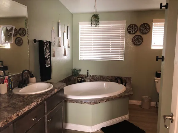 $240,000 | 4901 Green River Road, Unit 292, Corona, CA 92878