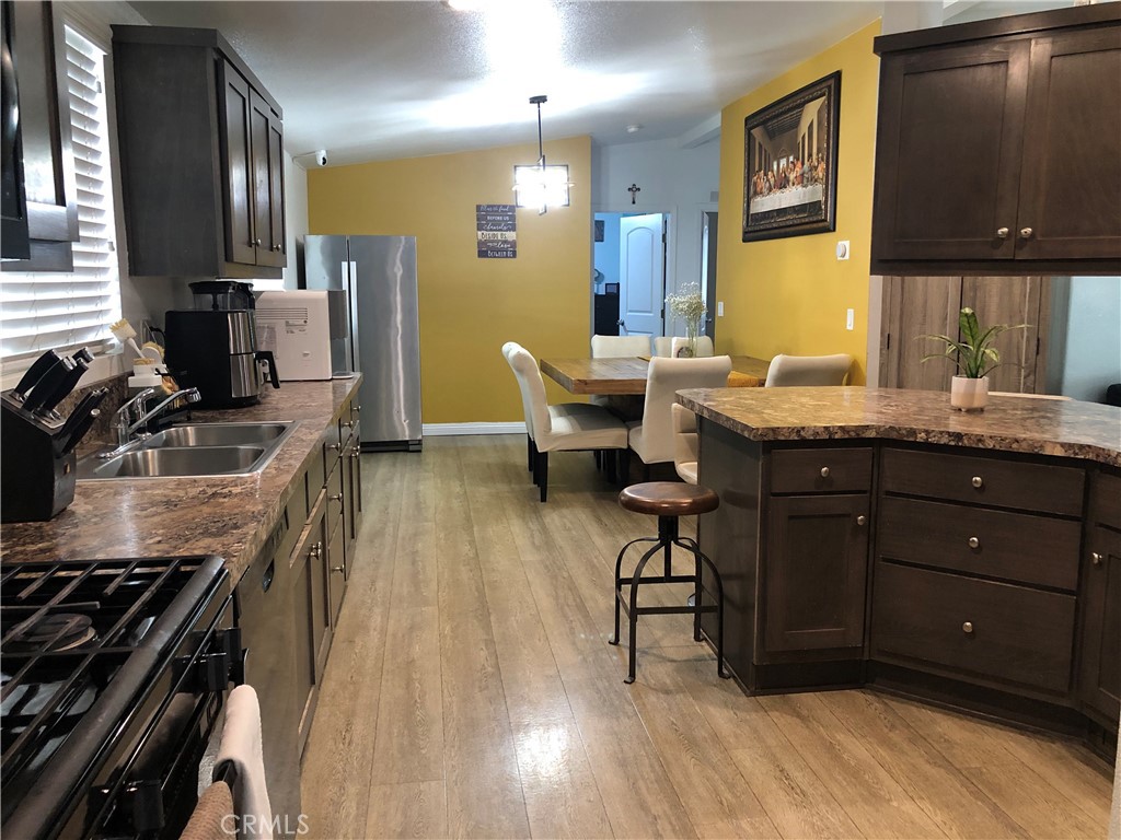 4901 Green River Road, Unit 292 Corona, CA 92878 - Photo 8 of 51