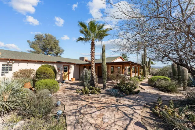 $649,000 | 680 West Buckinghorse Trail, Wickenburg, AZ 85390